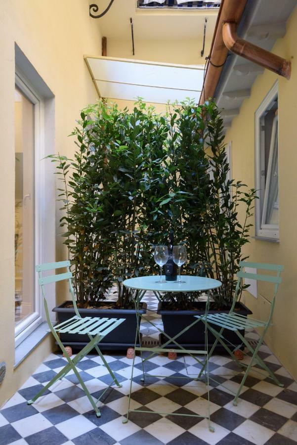 Vivaldi Luxury Suites Florenz Exterior foto
