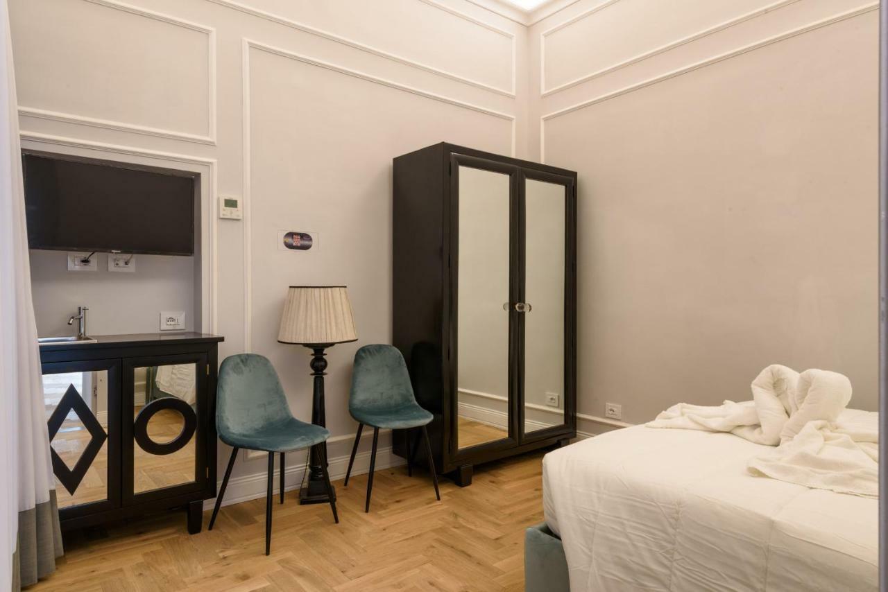Vivaldi Luxury Suites Florenz Exterior foto